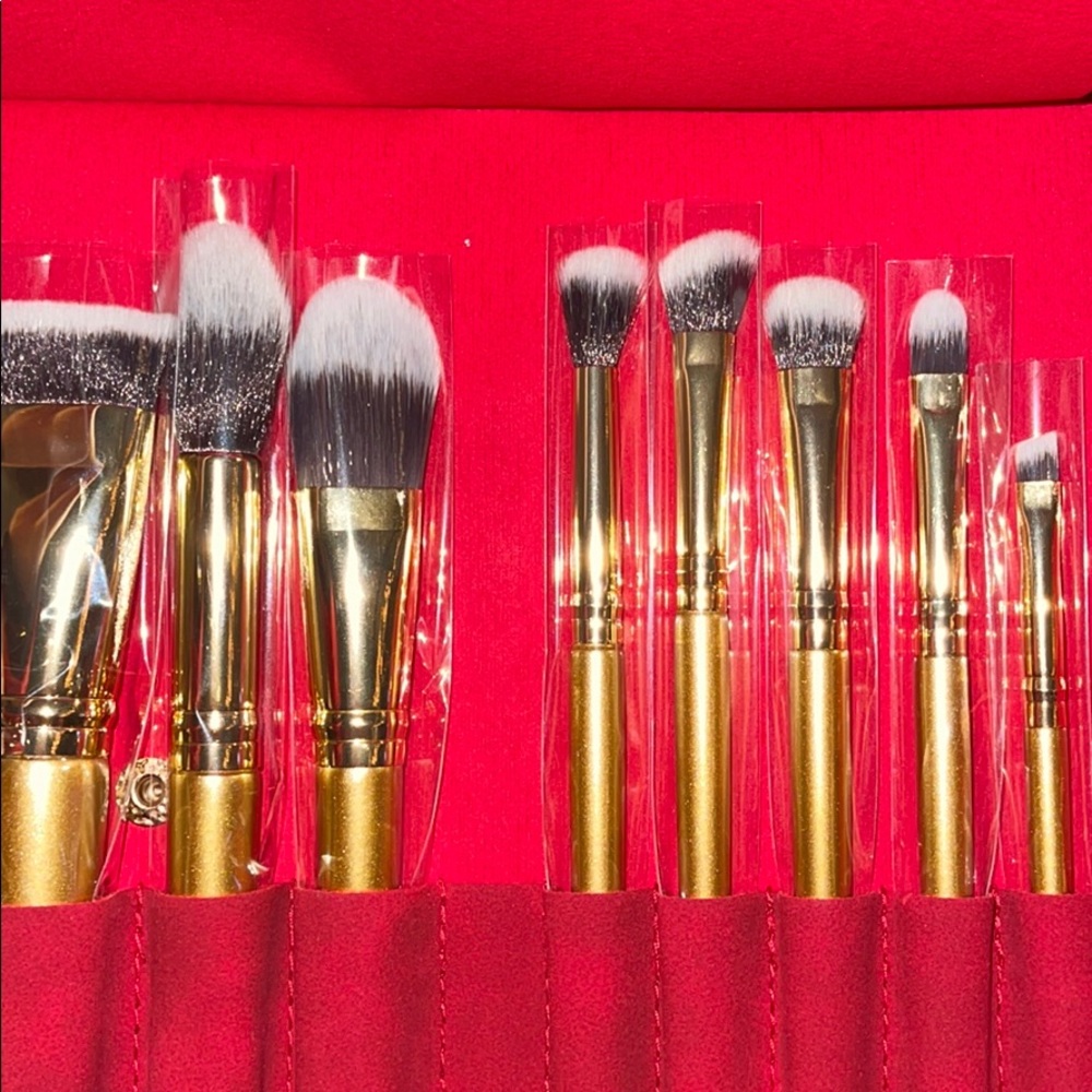 Luxie brush set NEW